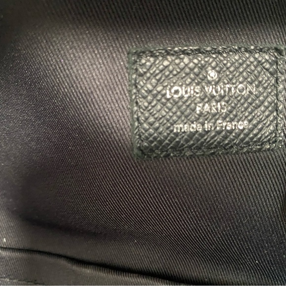 Louis Vuitton Monogram Eclipse Discovery Backpack - Picture 8 of 11
